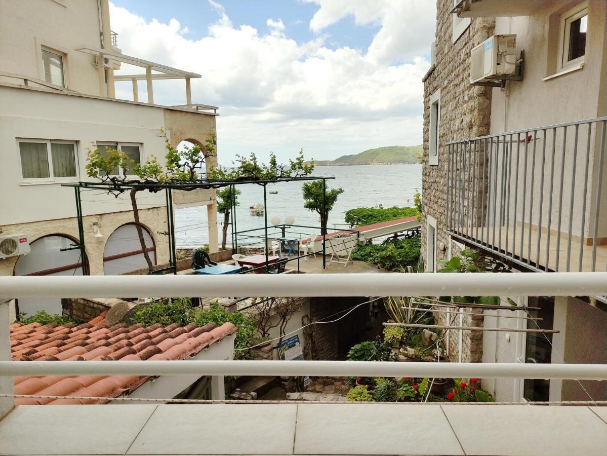 רפאלוביץ' Fisherman House Apartments מראה חיצוני תמונה