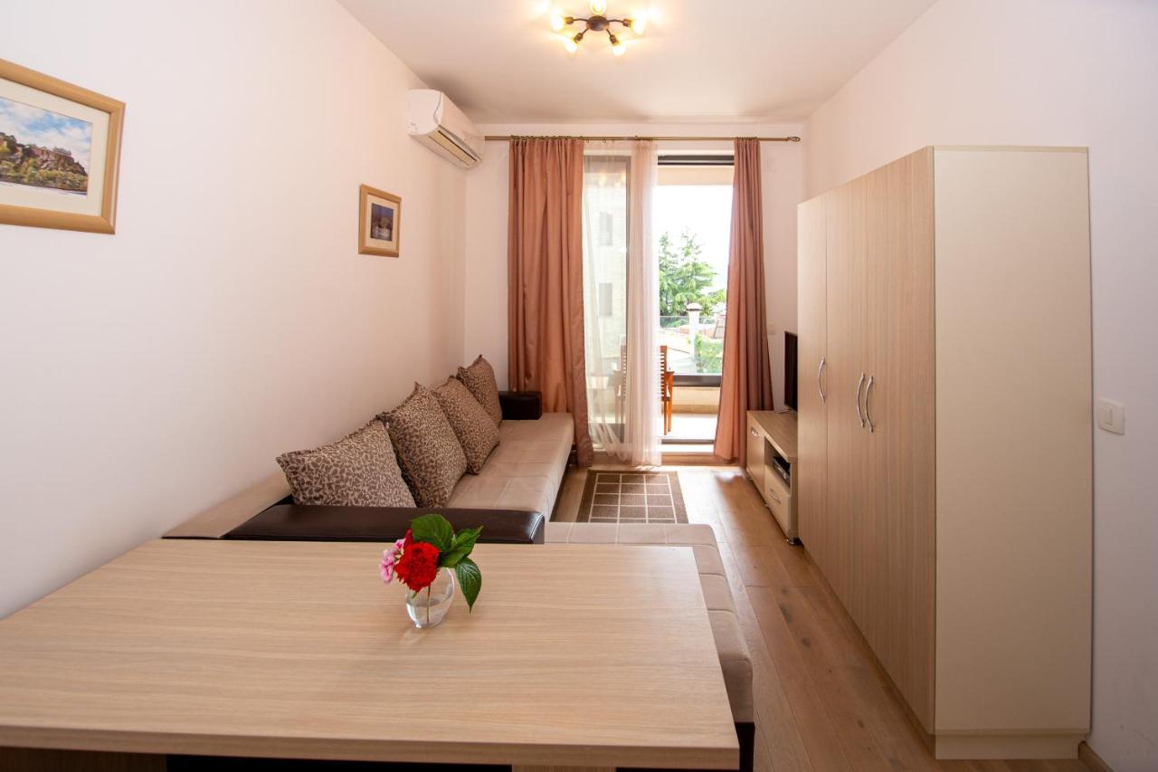 רפאלוביץ' Fisherman House Apartments מראה חיצוני תמונה