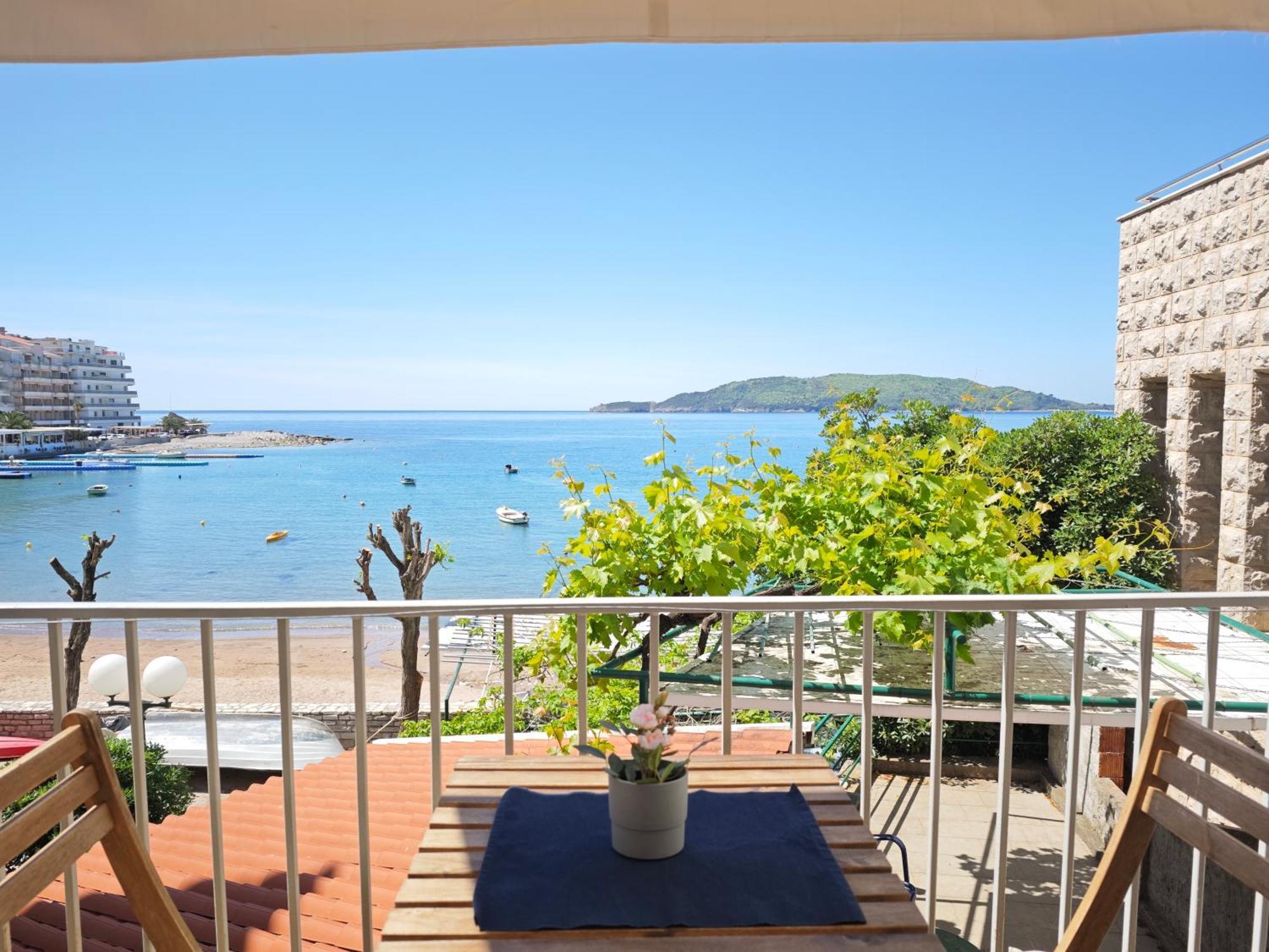 רפאלוביץ' Fisherman House Apartments מראה חיצוני תמונה