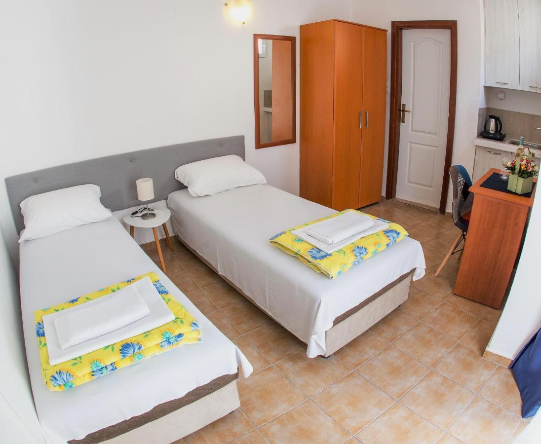 רפאלוביץ' Fisherman House Apartments מראה חיצוני תמונה