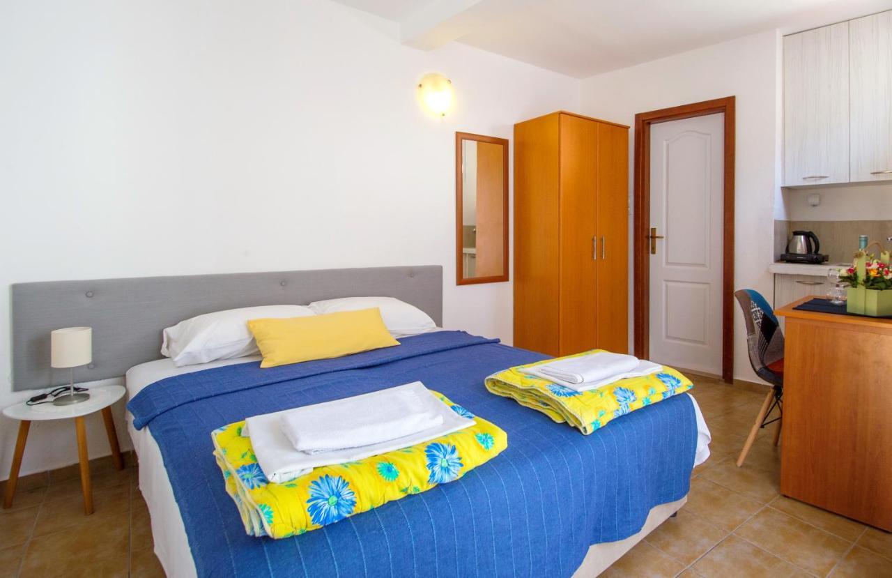 רפאלוביץ' Fisherman House Apartments מראה חיצוני תמונה