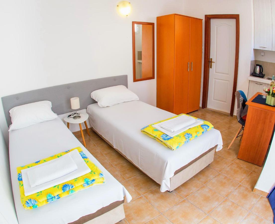 רפאלוביץ' Fisherman House Apartments מראה חיצוני תמונה