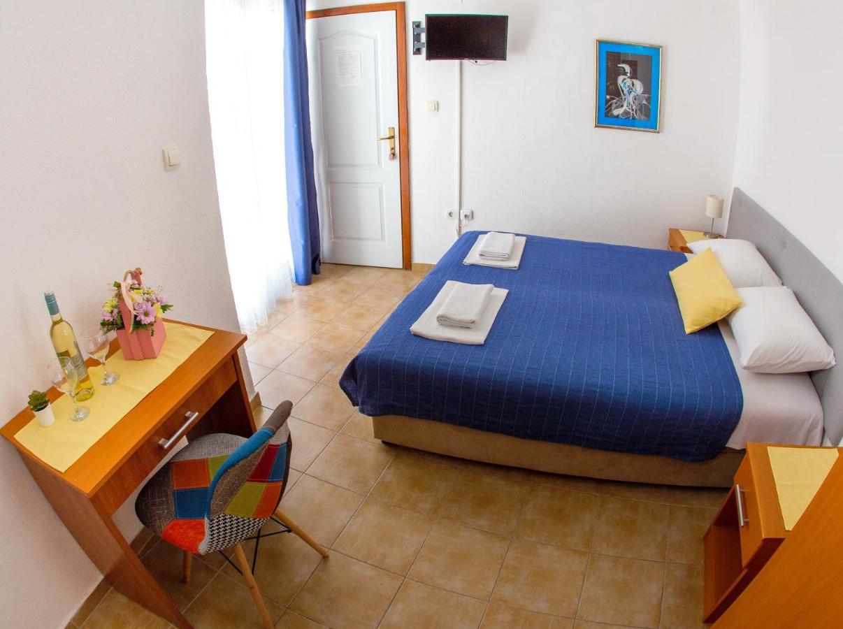 רפאלוביץ' Fisherman House Apartments מראה חיצוני תמונה